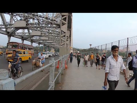 4K Walk Around Kolkata’s Howrah Bridge and Railway Station